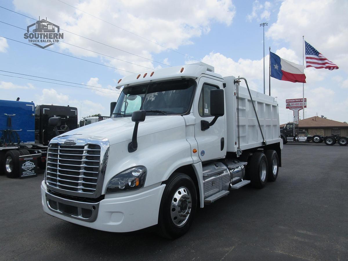 Used 2018 FREIGHTLINER CASCADIA 125