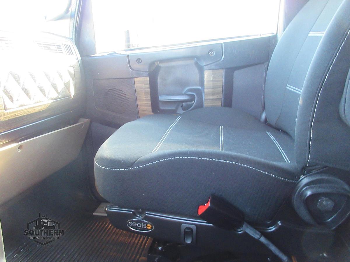 Used 2021 FREIGHTLINER CORONADO 122 SD