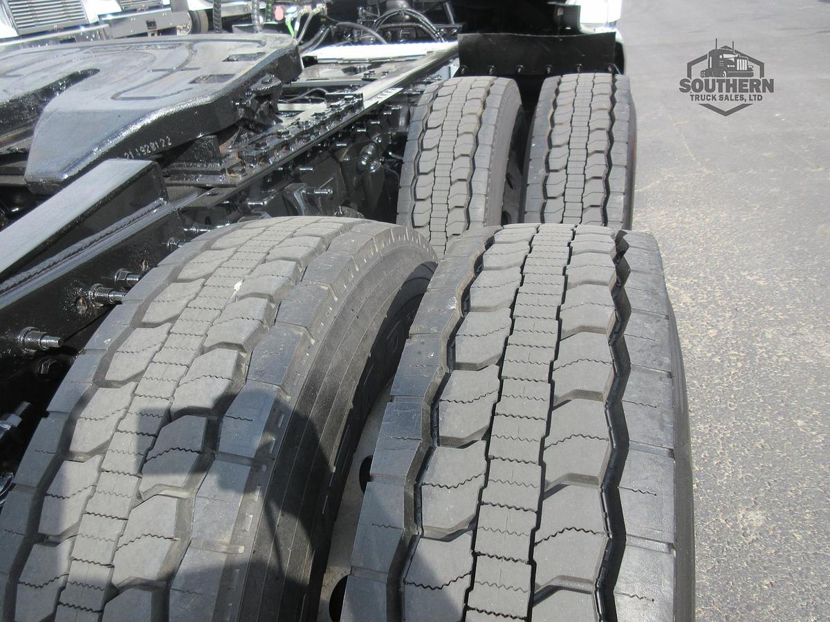 Used 2021 INTERNATIONAL LT