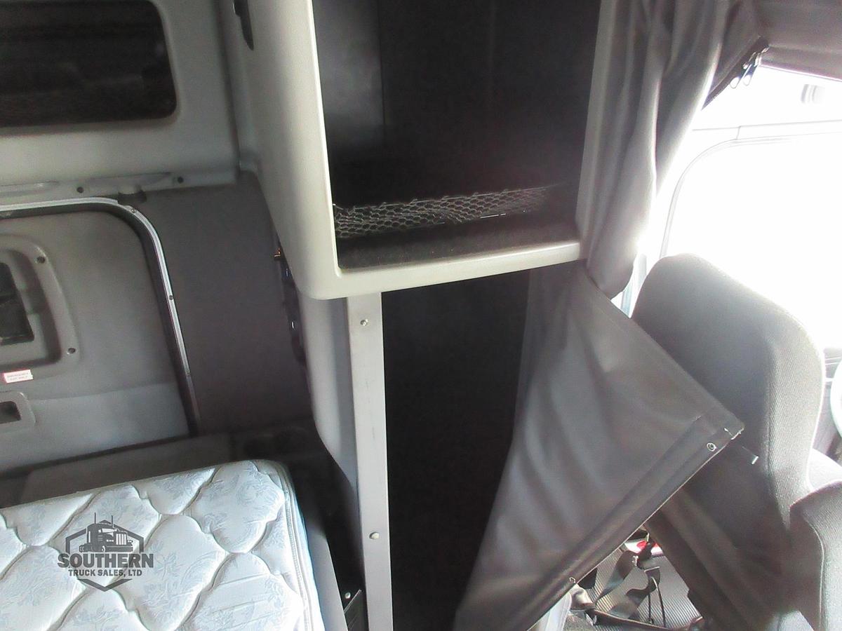 Used 2019 PETERBILT 389