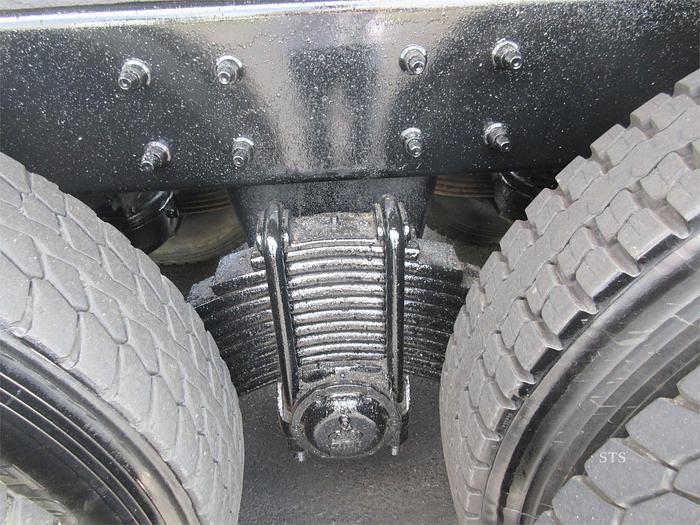 Used 2013 MACK GRANITE GU713