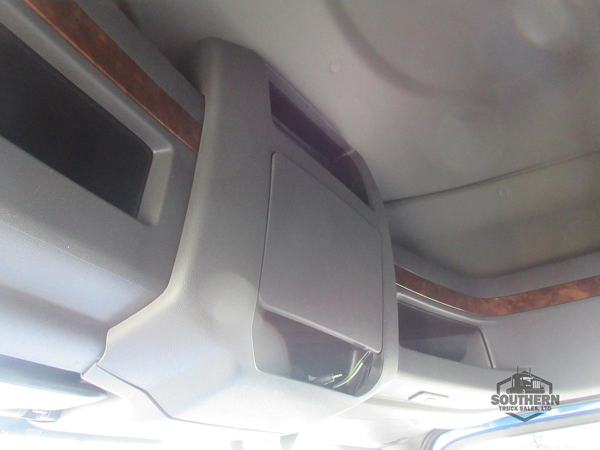 Used 2021 INTERNATIONAL LT