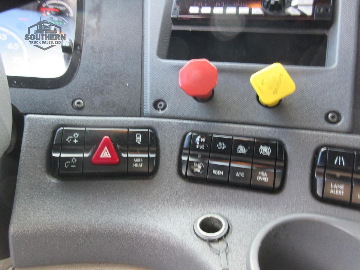 Used 2019 FREIGHTLINER CASCADIA 125