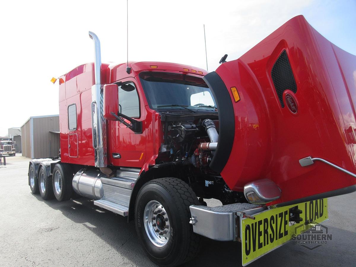 Used 2020 PETERBILT 567