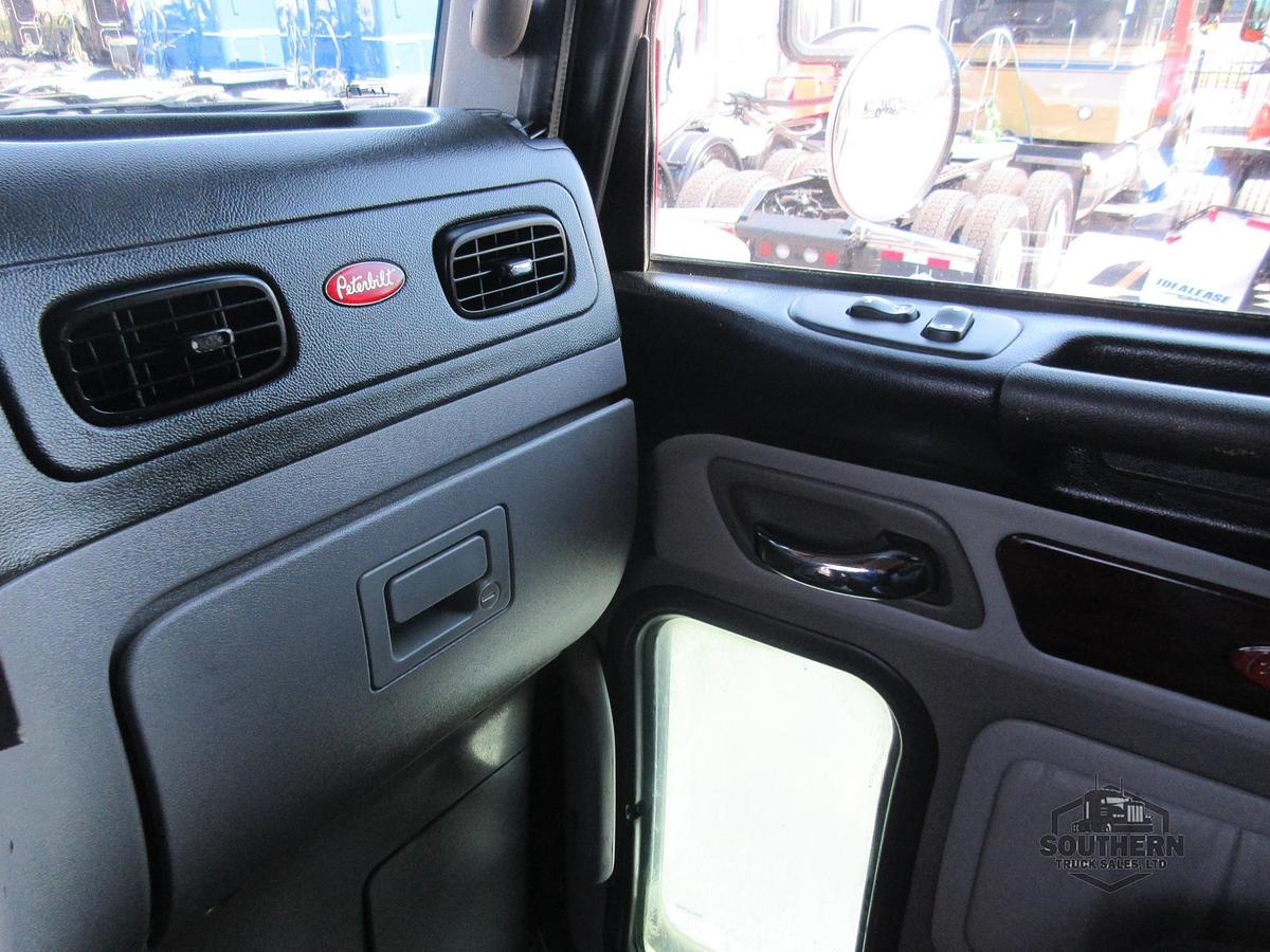 Used 2019 PETERBILT 389