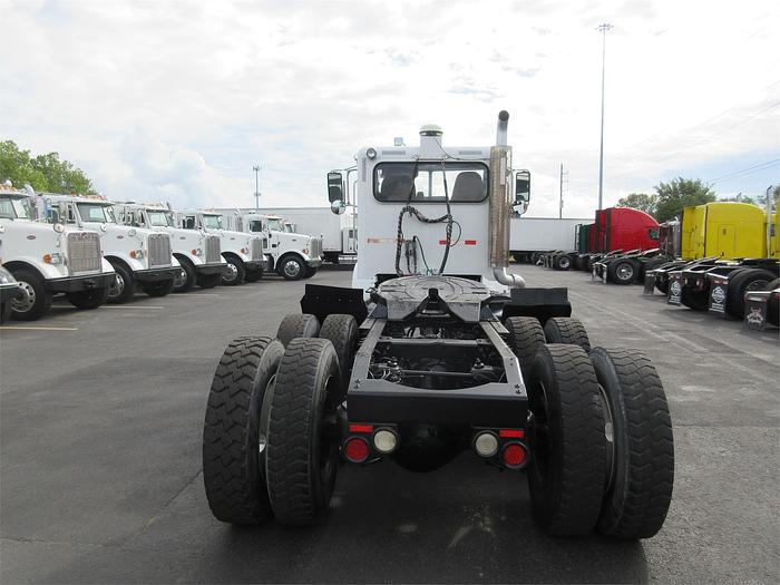 Used 2016 PETERBILT 365