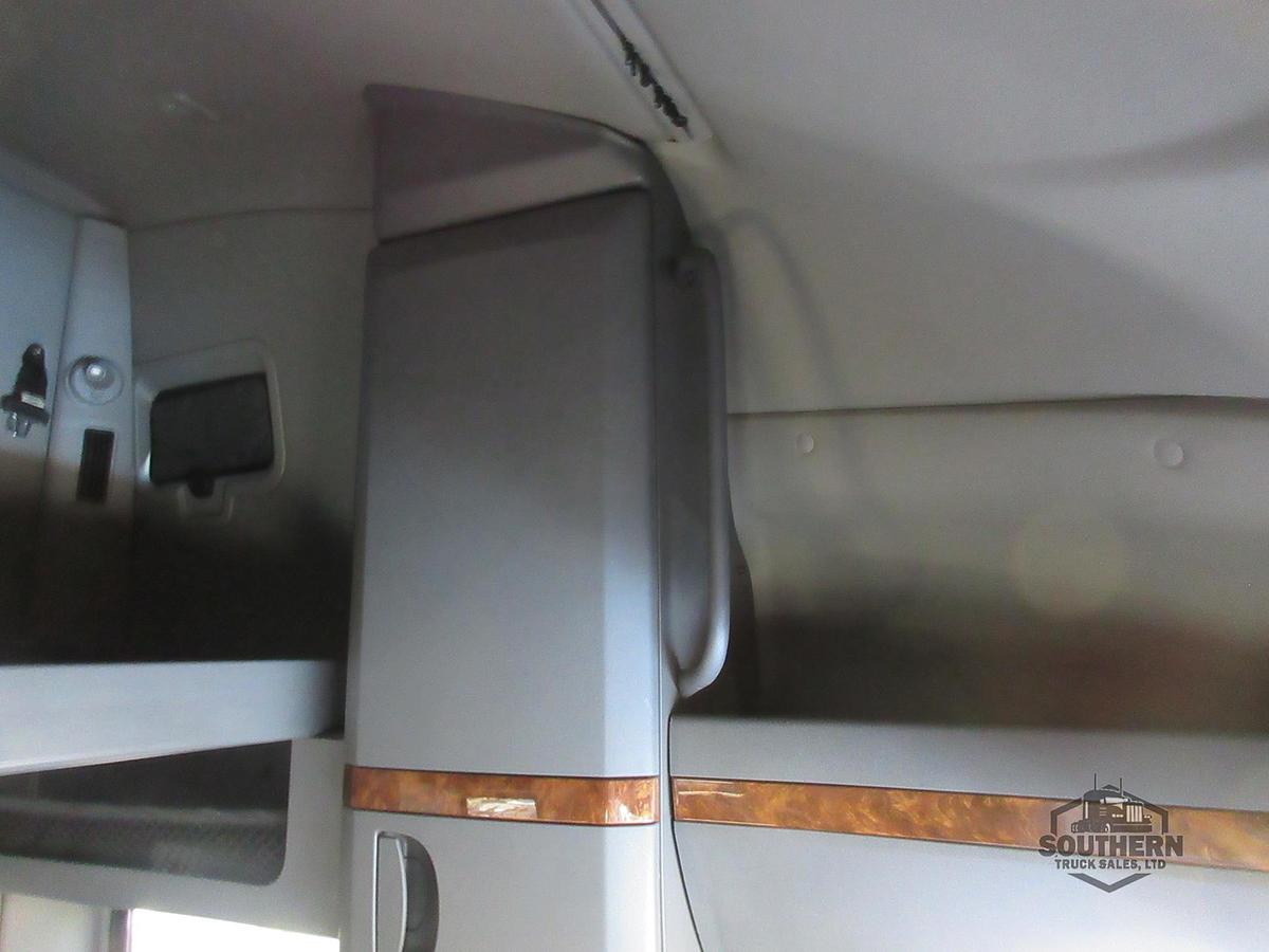 Used 2021 INTERNATIONAL LT