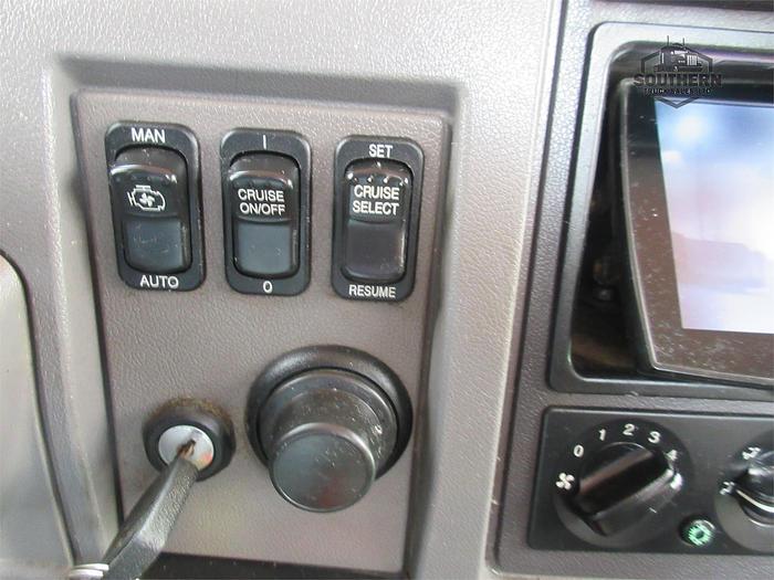 Used 2018 PETERBILT 337