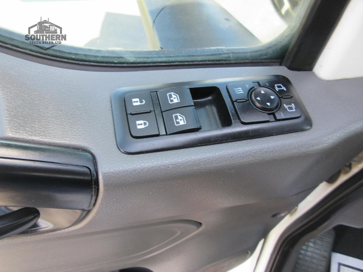 Used 2021 INTERNATIONAL LT