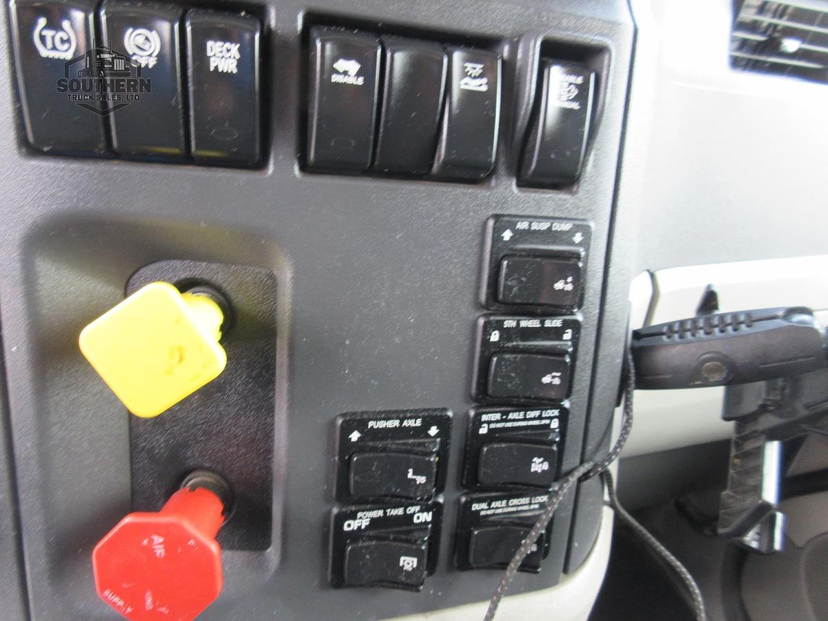 Used 2019 PETERBILT 567
