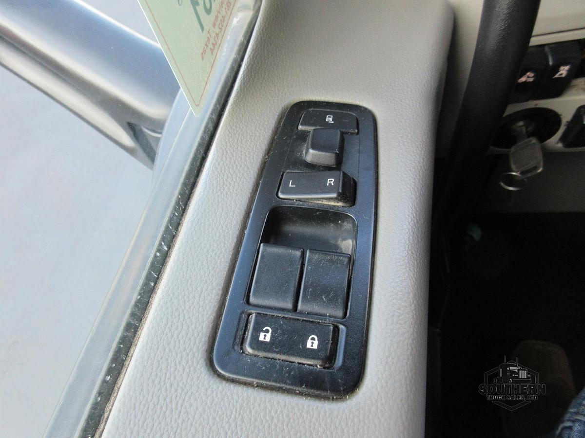 Used 2019 PETERBILT 567