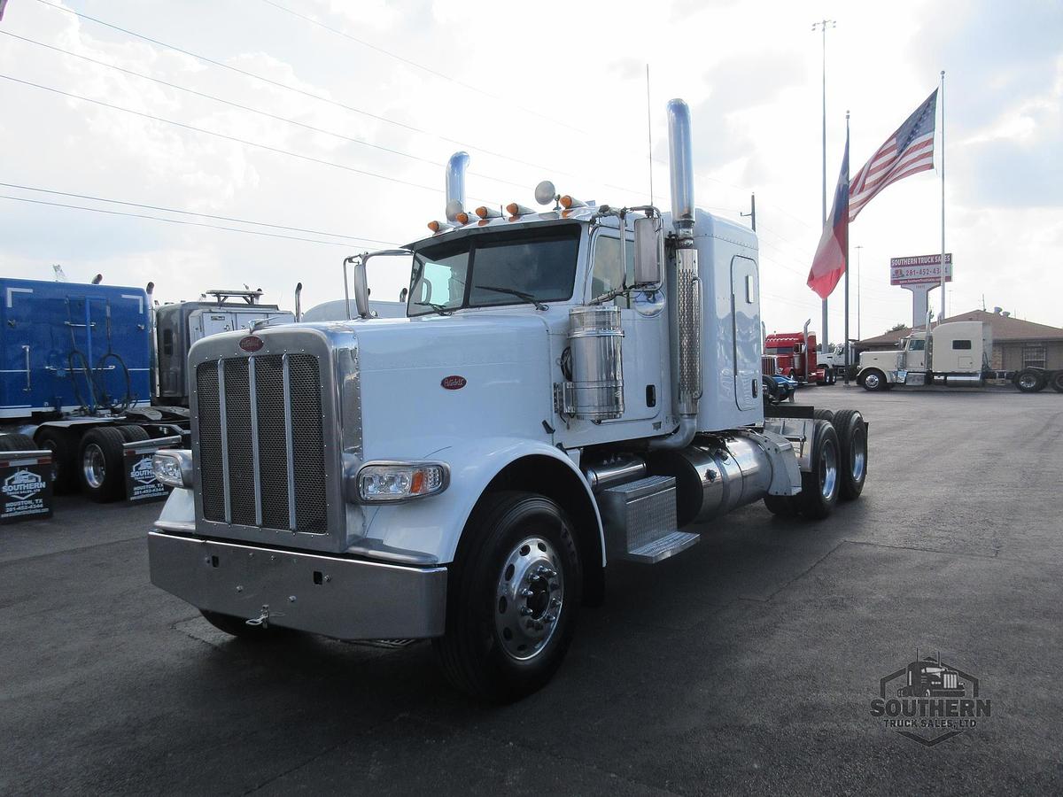 Used 2016 PETERBILT 389