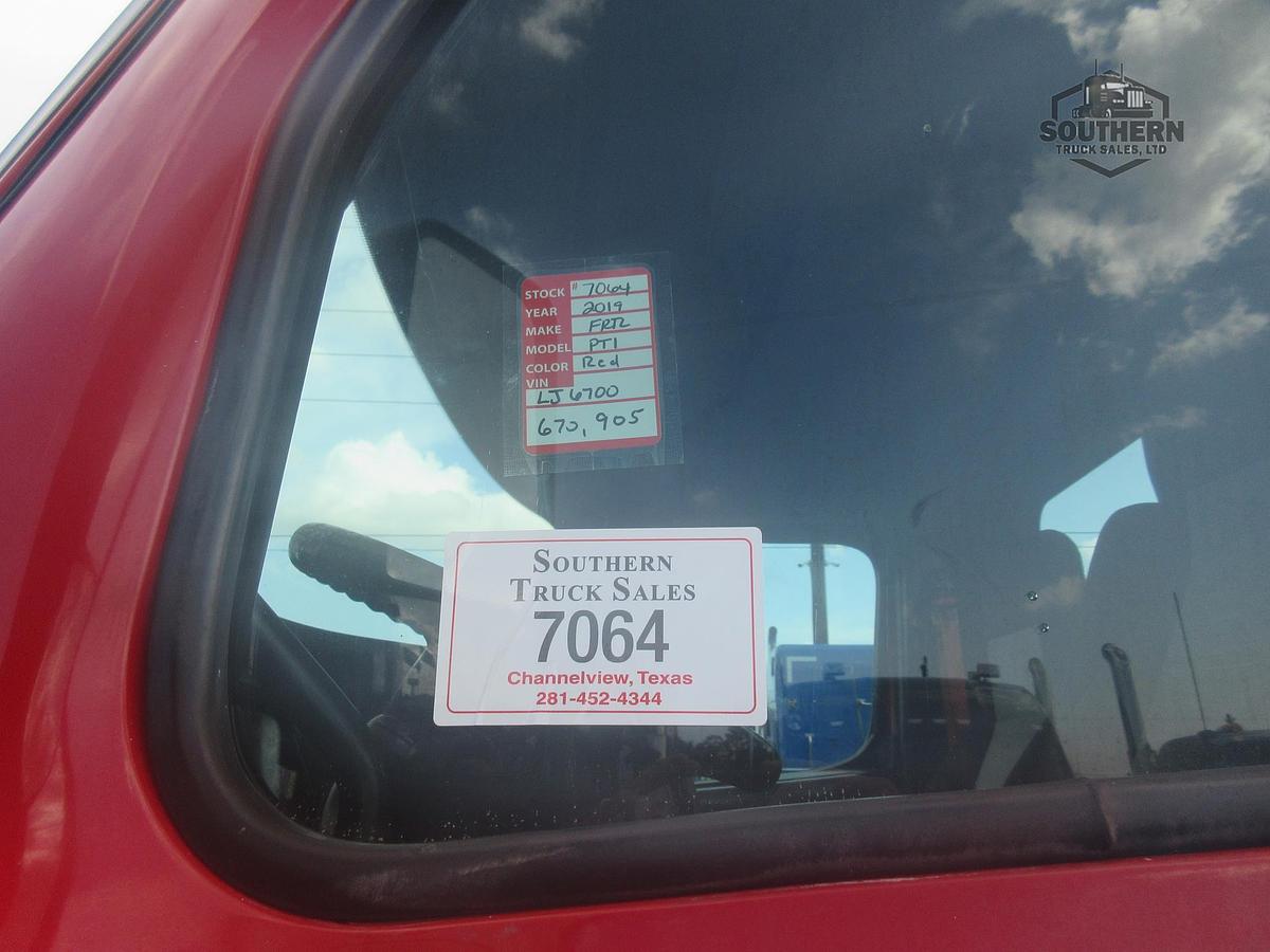 Used 2020 FREIGHTLINER CASCADIA 126