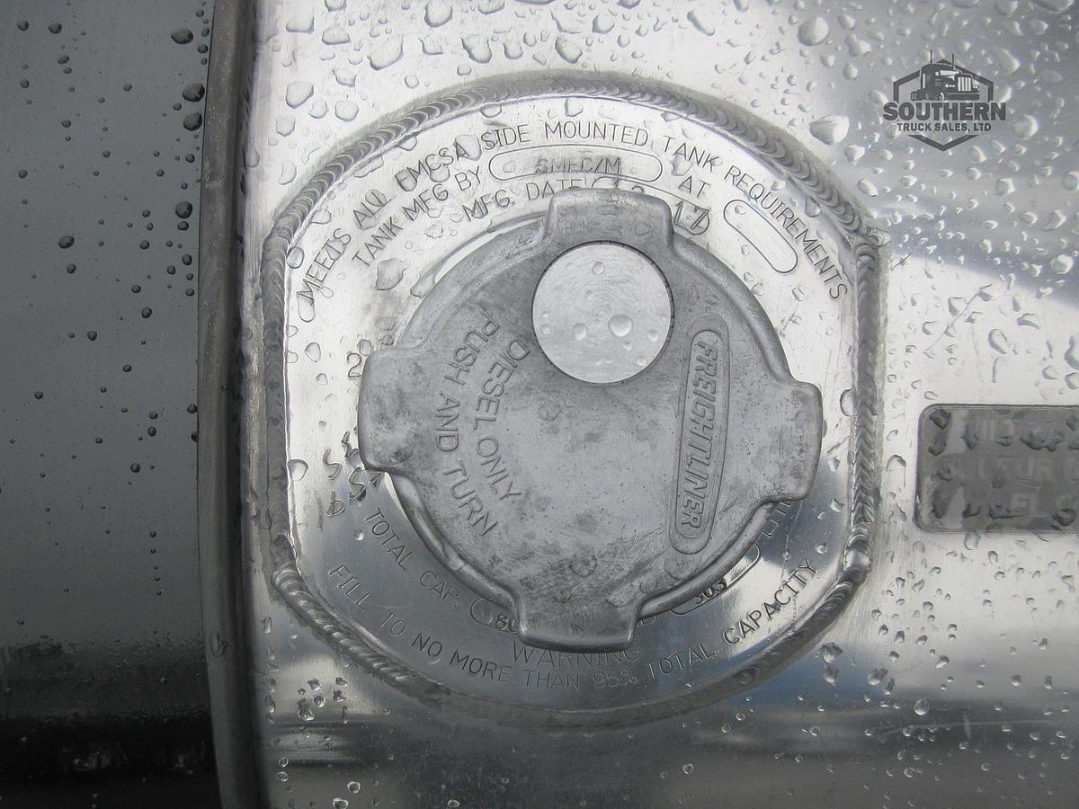 Used 2018 FREIGHTLINER CASCADIA 113