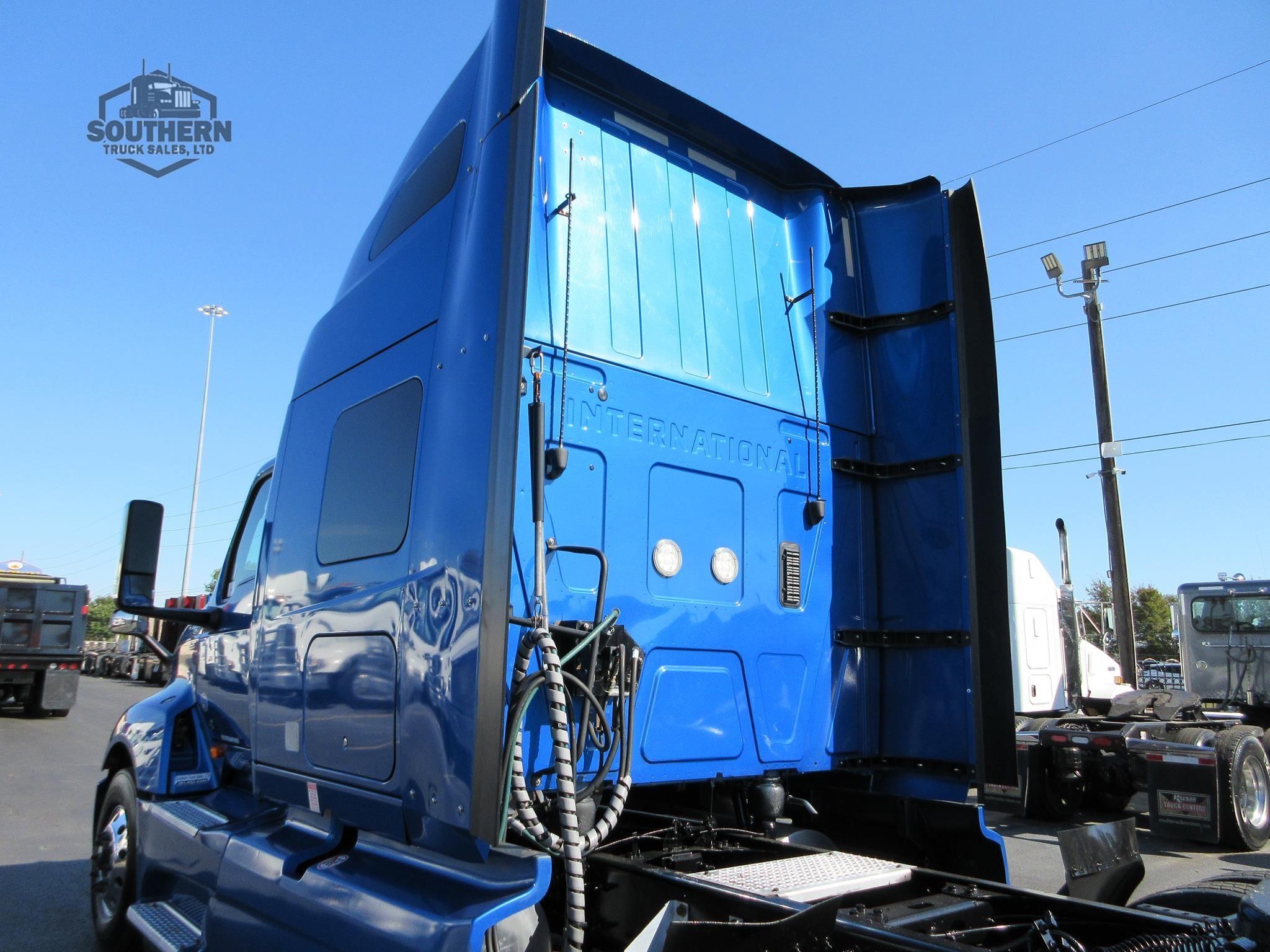 Used 2021 INTERNATIONAL LT