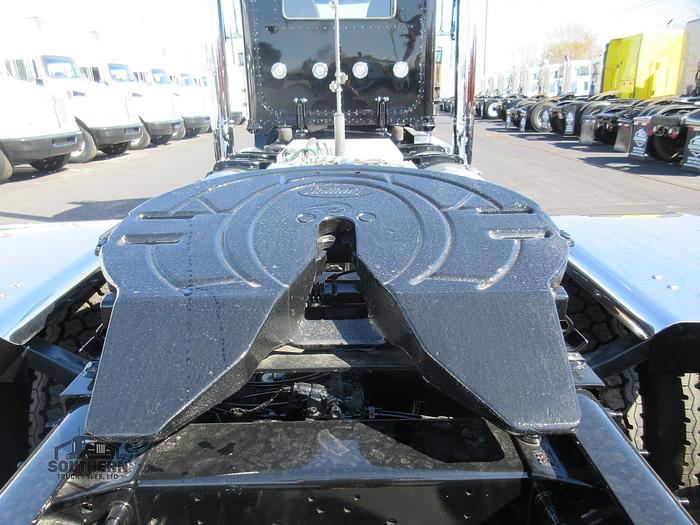 Used 2024 PETERBILT 389