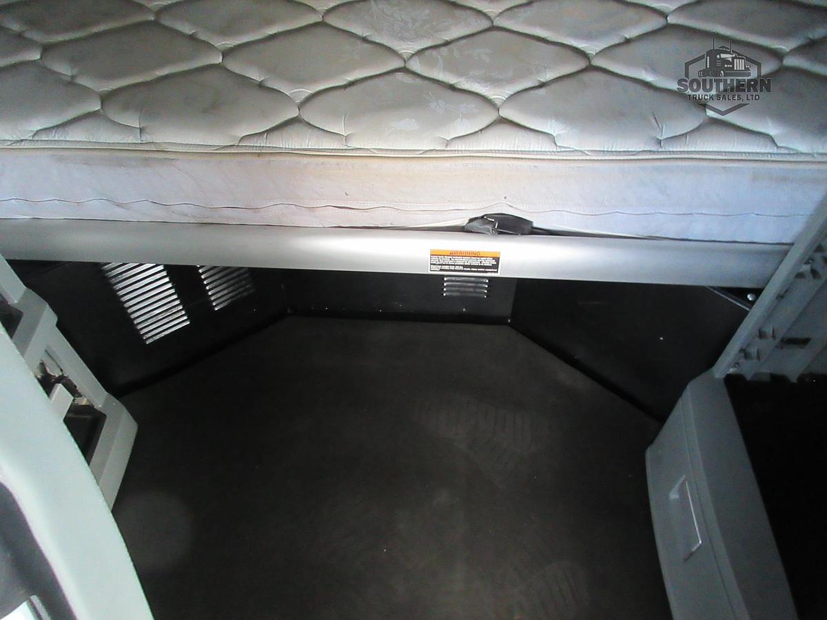 Used 2021 KENWORTH T880