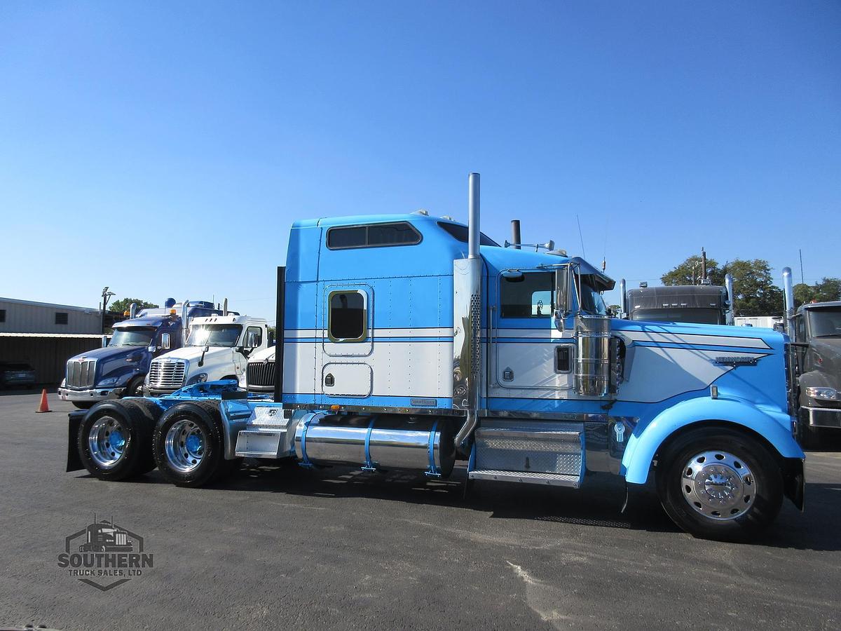 Used 2000 KENWORTH W900L