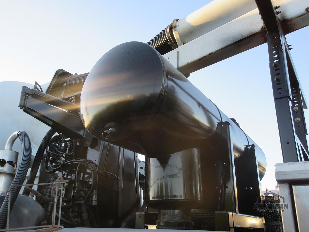 Used 2013 KENWORTH T440