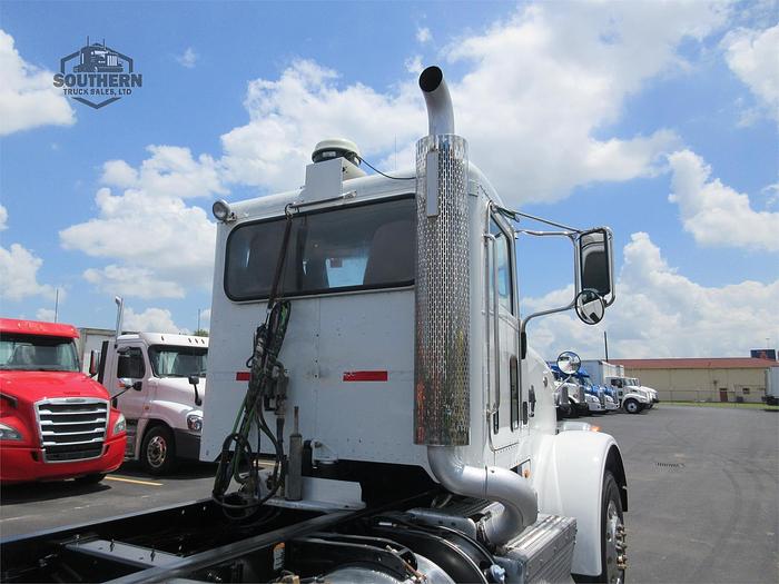 Used 2015 PETERBILT 365