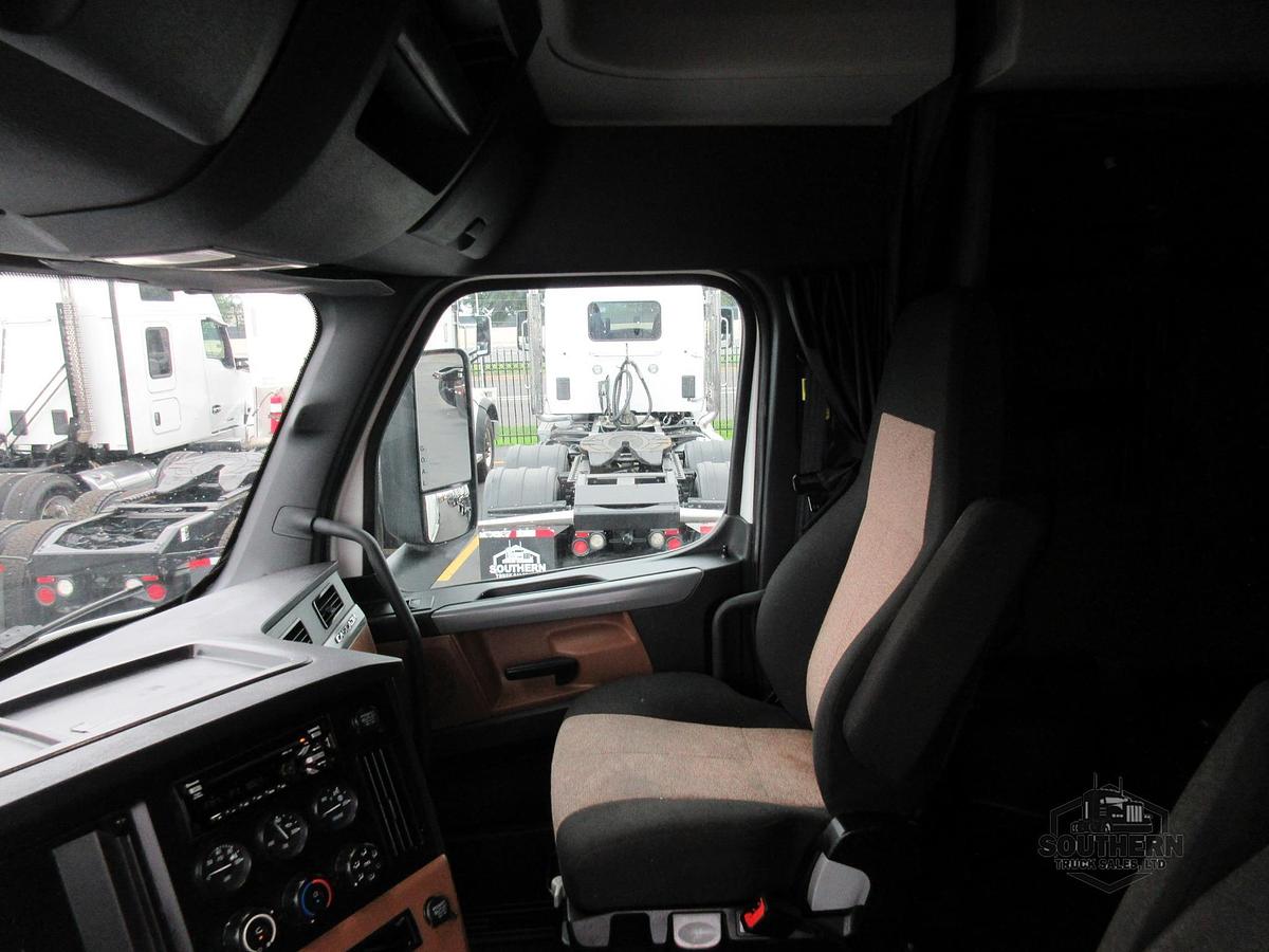 Used 2020 FREIGHTLINER CASCADIA 126