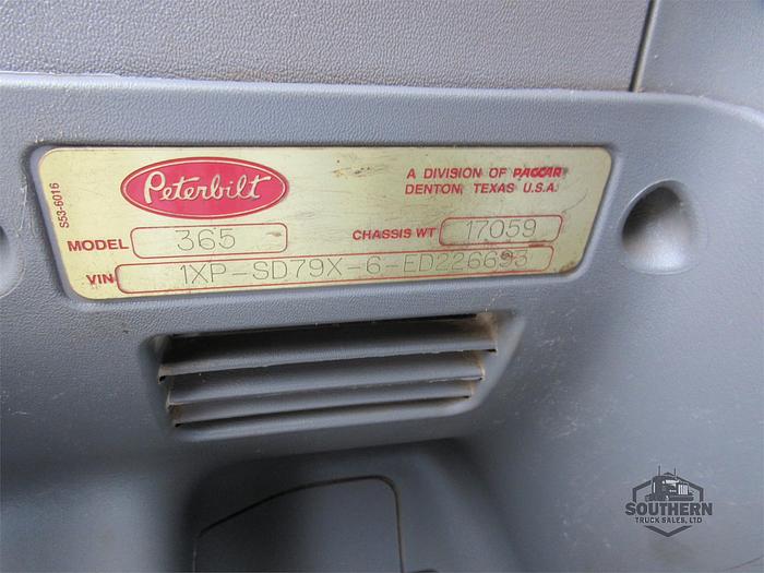 Used 2014 PETERBILT 365