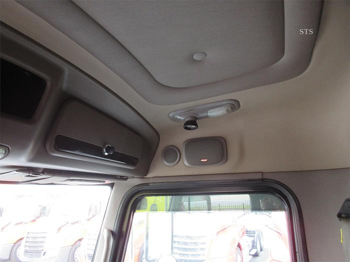 Used 2017 PETERBILT 389