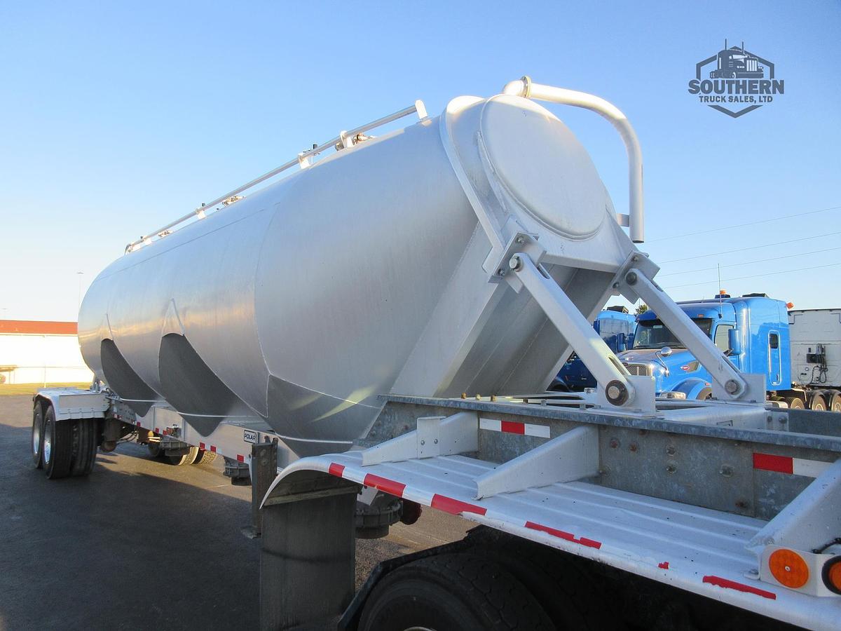 Used 2011 POLAR 41 ft