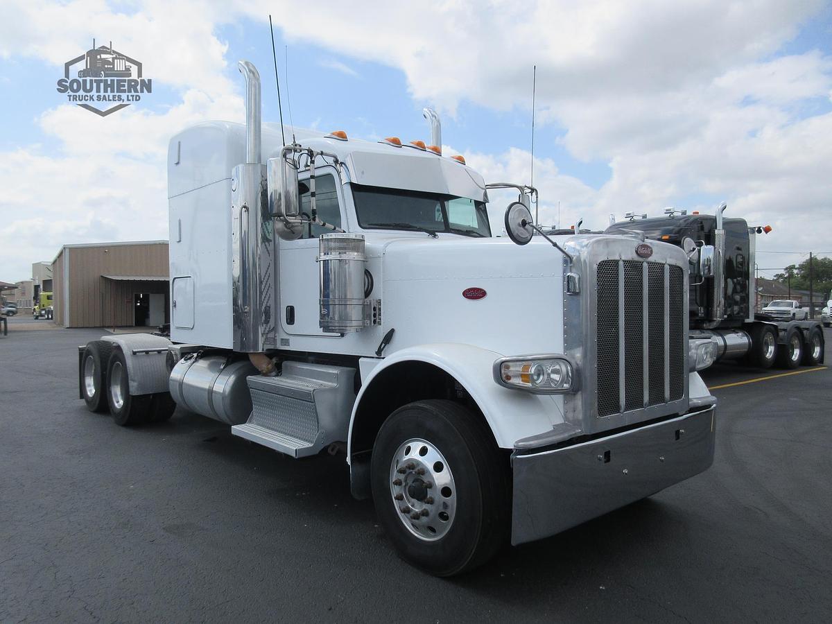 Used 2019 PETERBILT 389