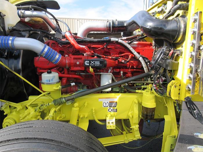 Used 2020 PETERBILT 389