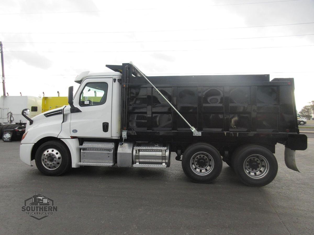 Used 2020 FREIGHTLINER CASCADIA 126