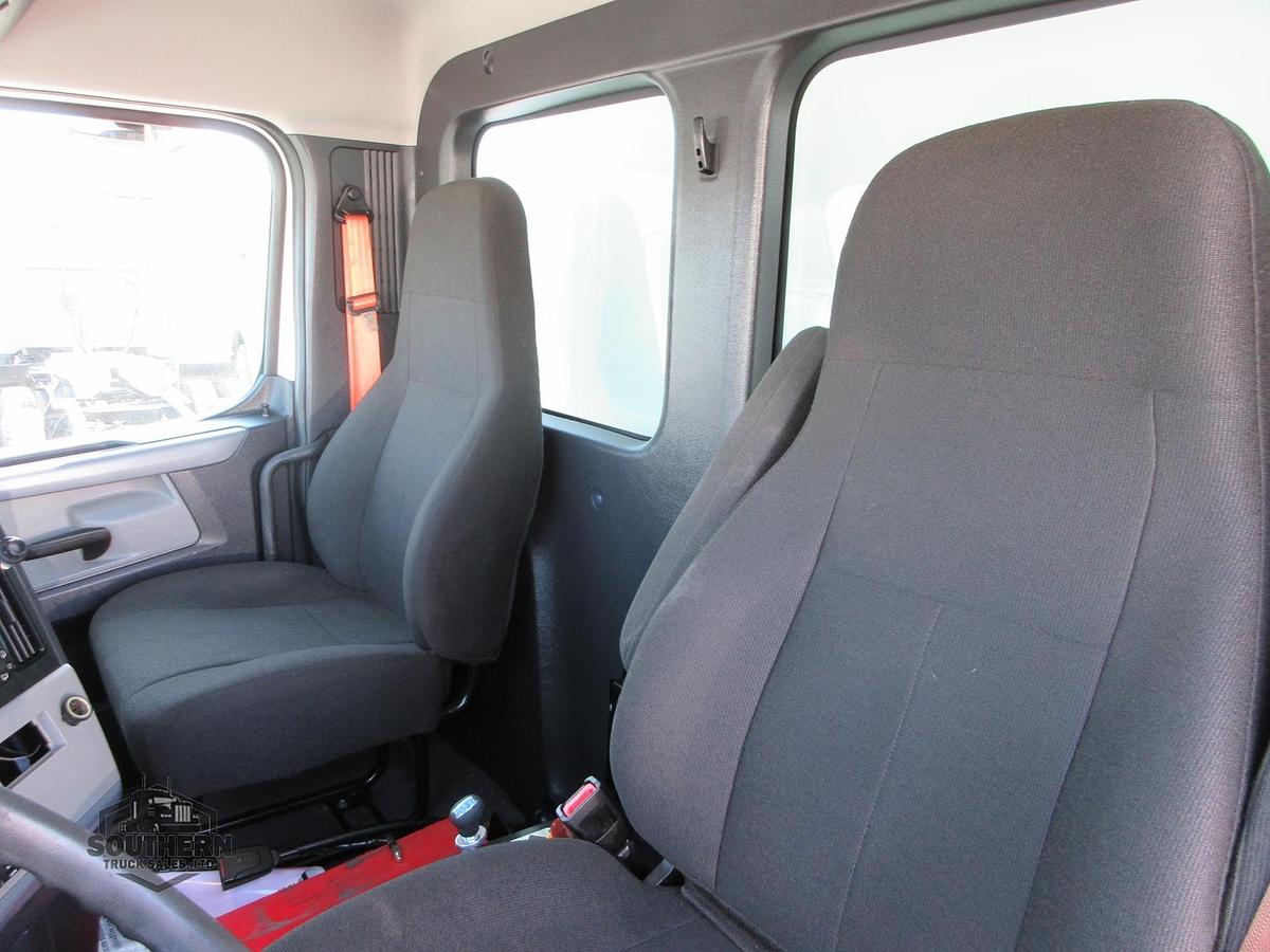 Used 2021 FREIGHTLINER CASCADIA 116