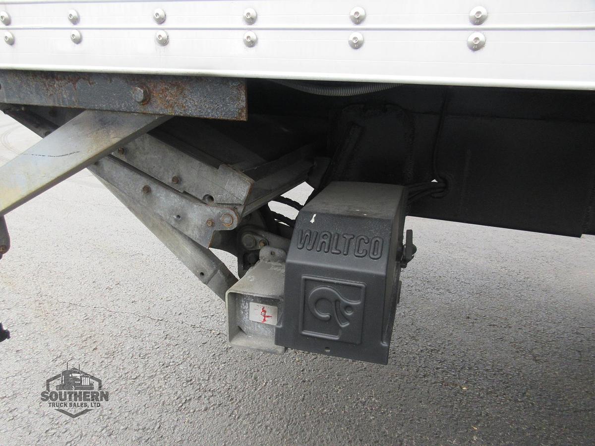 Used 2017 FREIGHTLINER BUSINESS CLASS M2 106