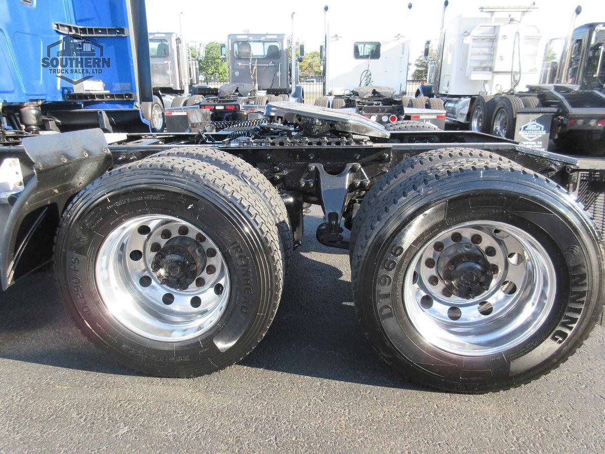 Used 2021 INTERNATIONAL LT