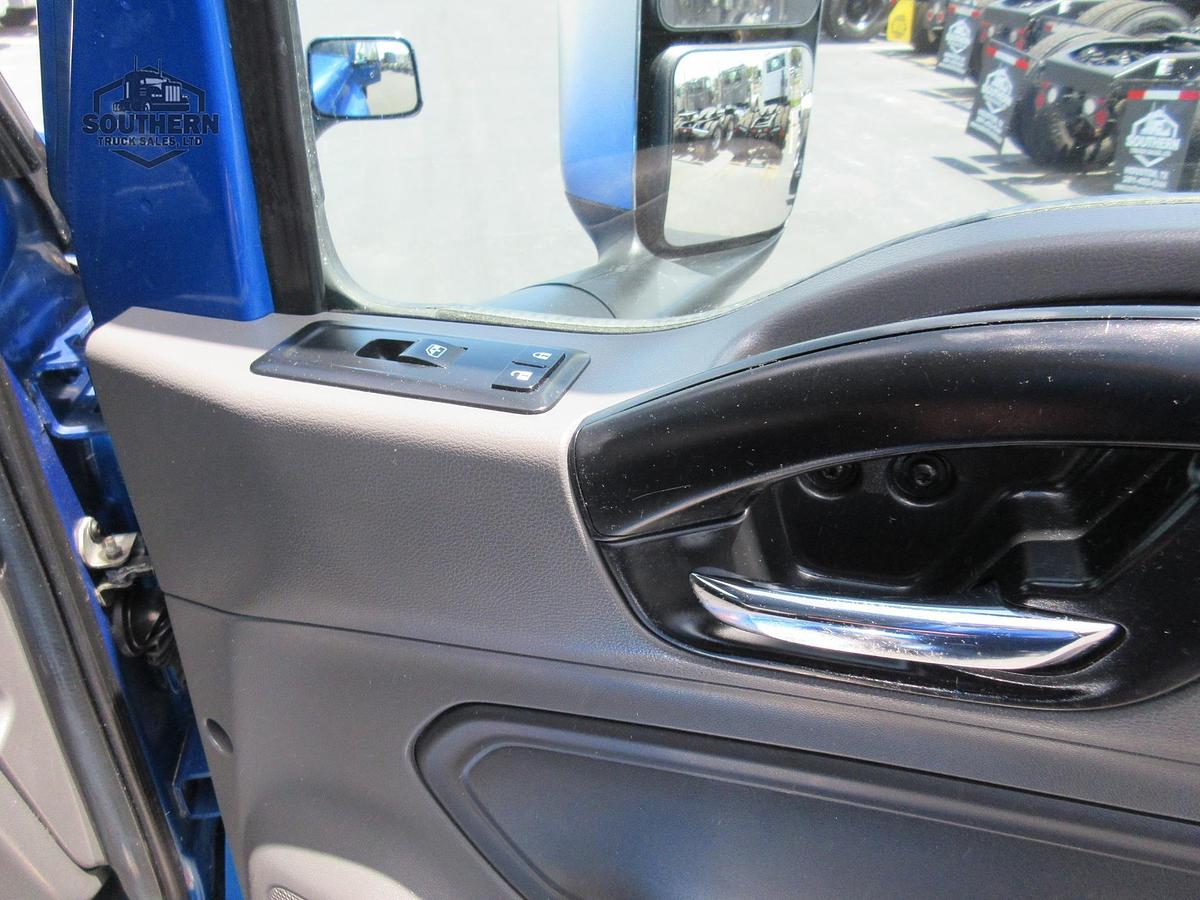Used 2021 INTERNATIONAL LT