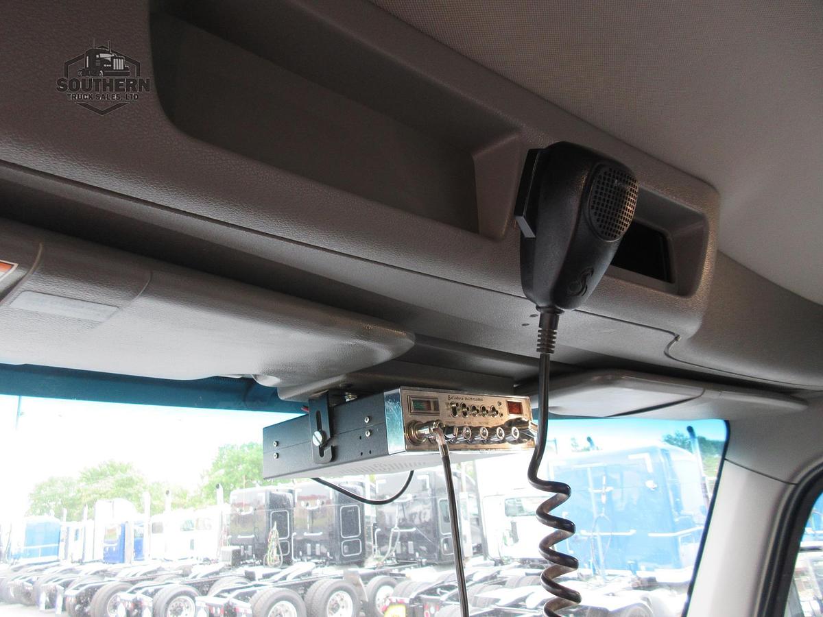 Used 2025 PETERBILT 567