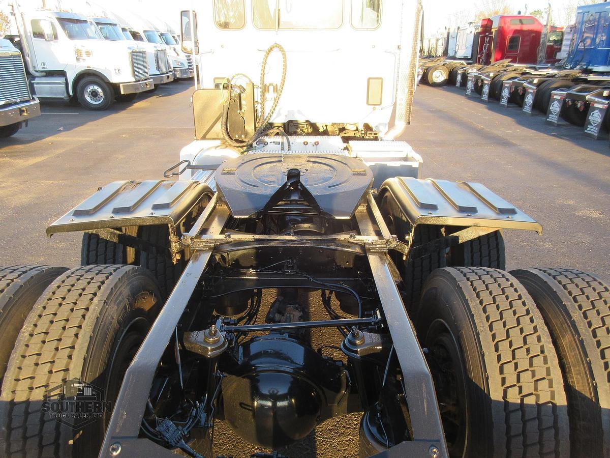 Used 2022 PETERBILT 567