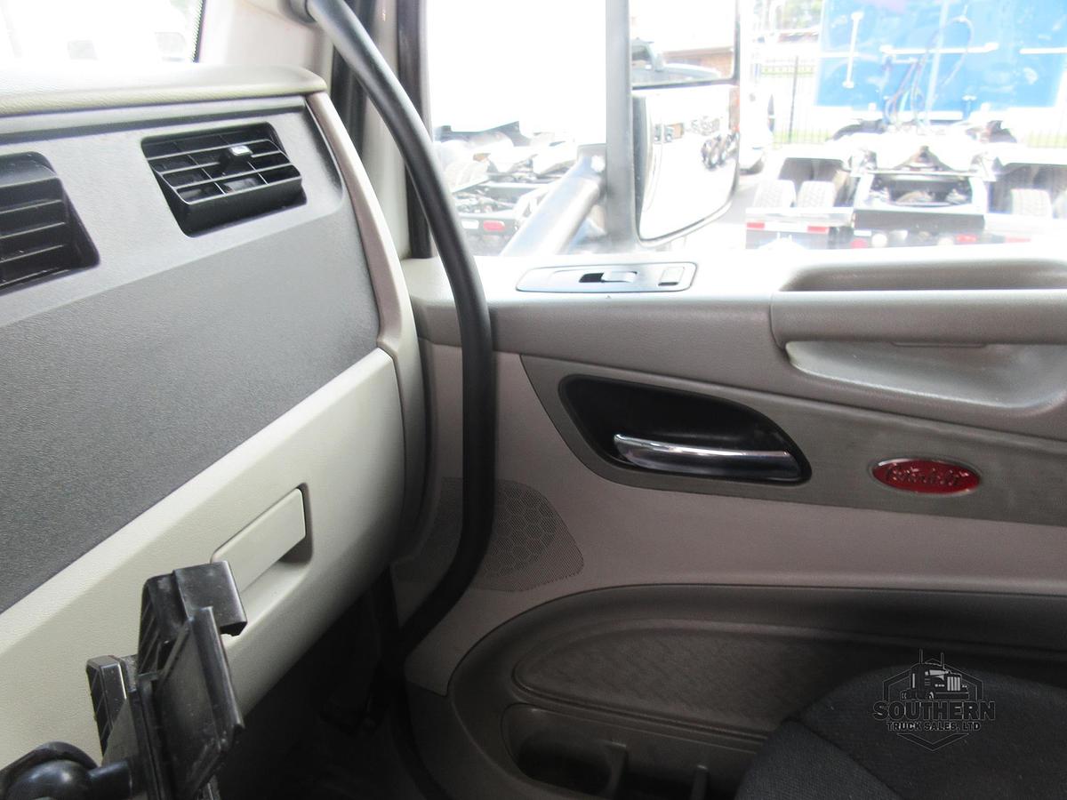 Used 2019 PETERBILT 567