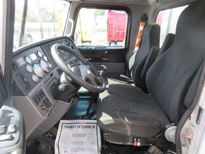 Used 2015 PETERBILT 389