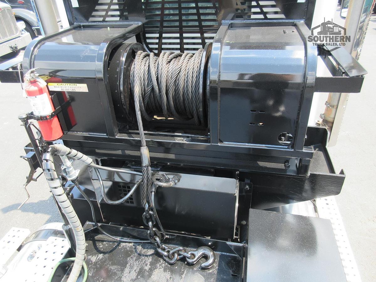 Used 2019 FREIGHTLINER CORONADO 122 SD