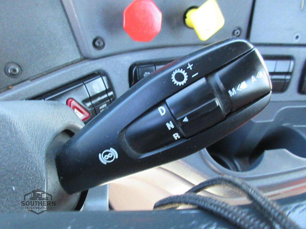 Used 2018 FREIGHTLINER CASCADIA 113