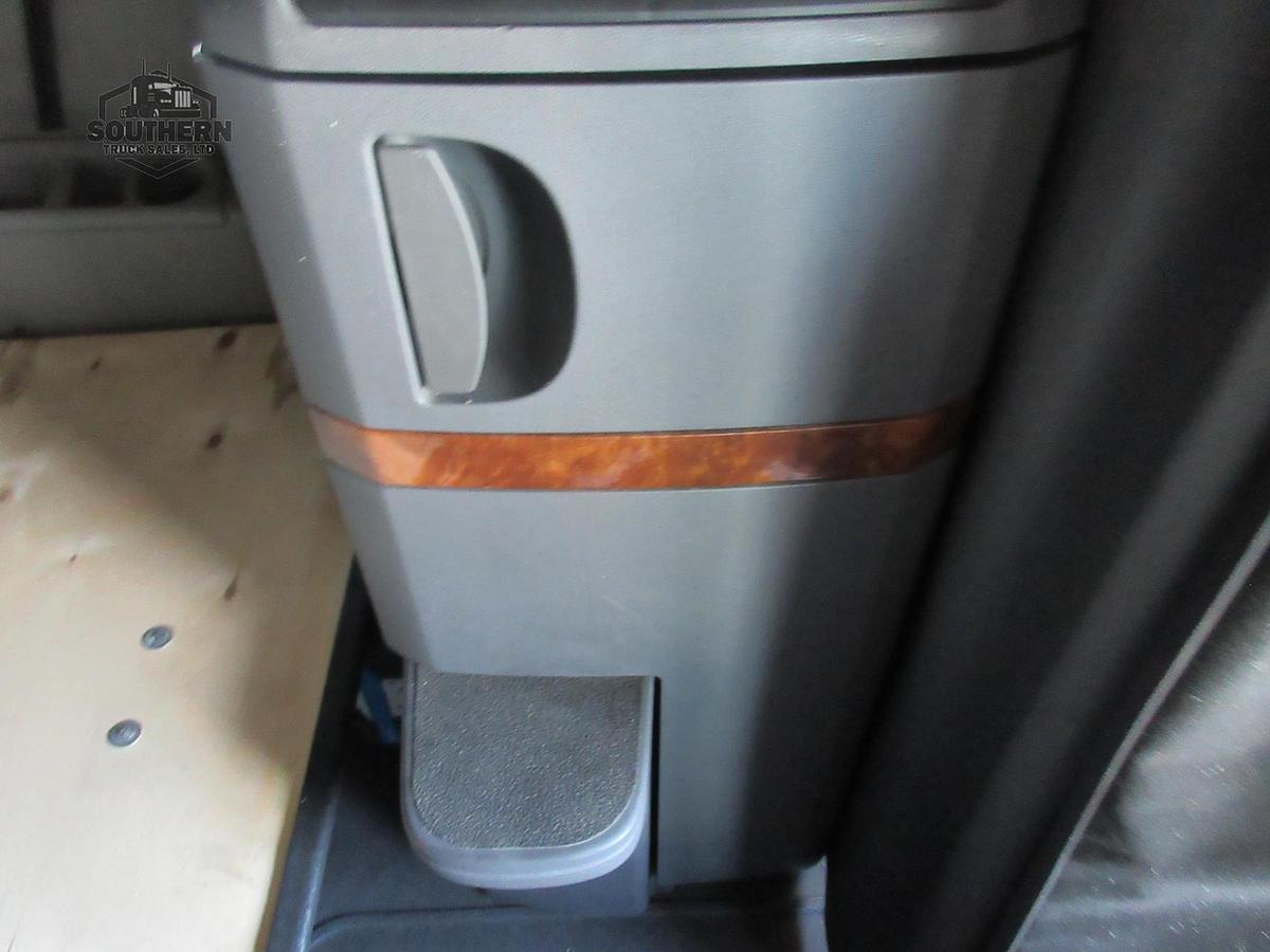 Used 2021 INTERNATIONAL LT