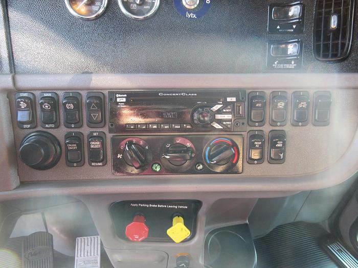 Used 2014 PETERBILT 389