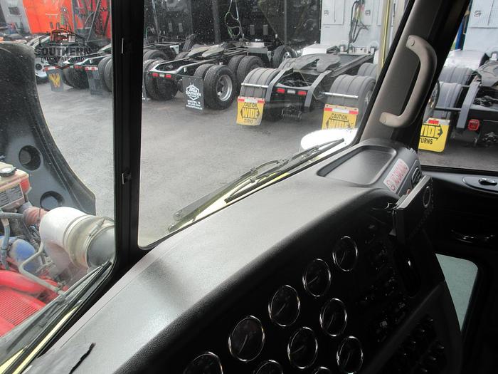 Used 2017 PETERBILT 367