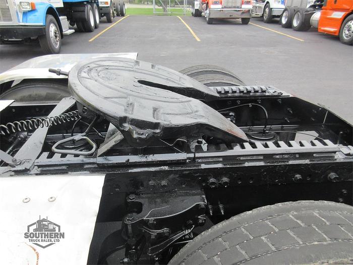 Used 2016 PETERBILT 389