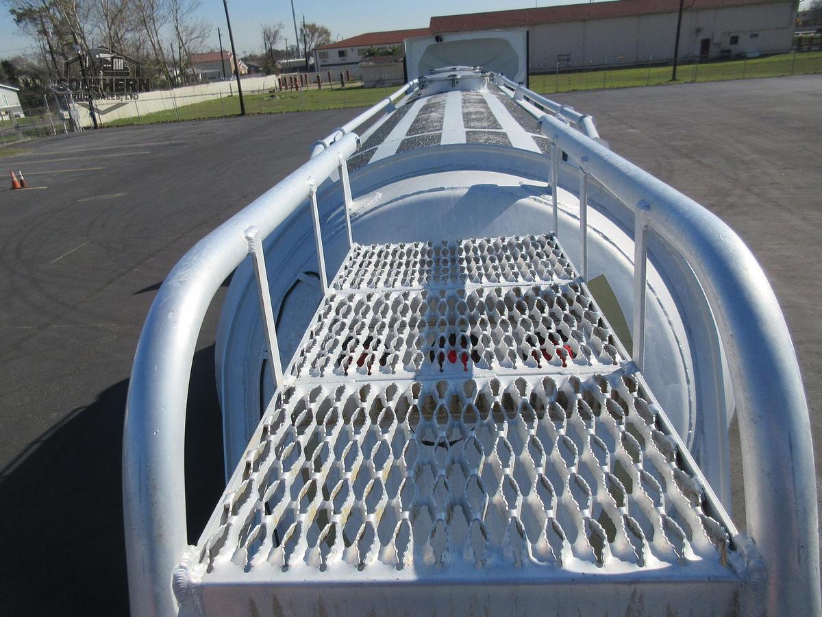 Used 2011 POLAR 1000 cu ft