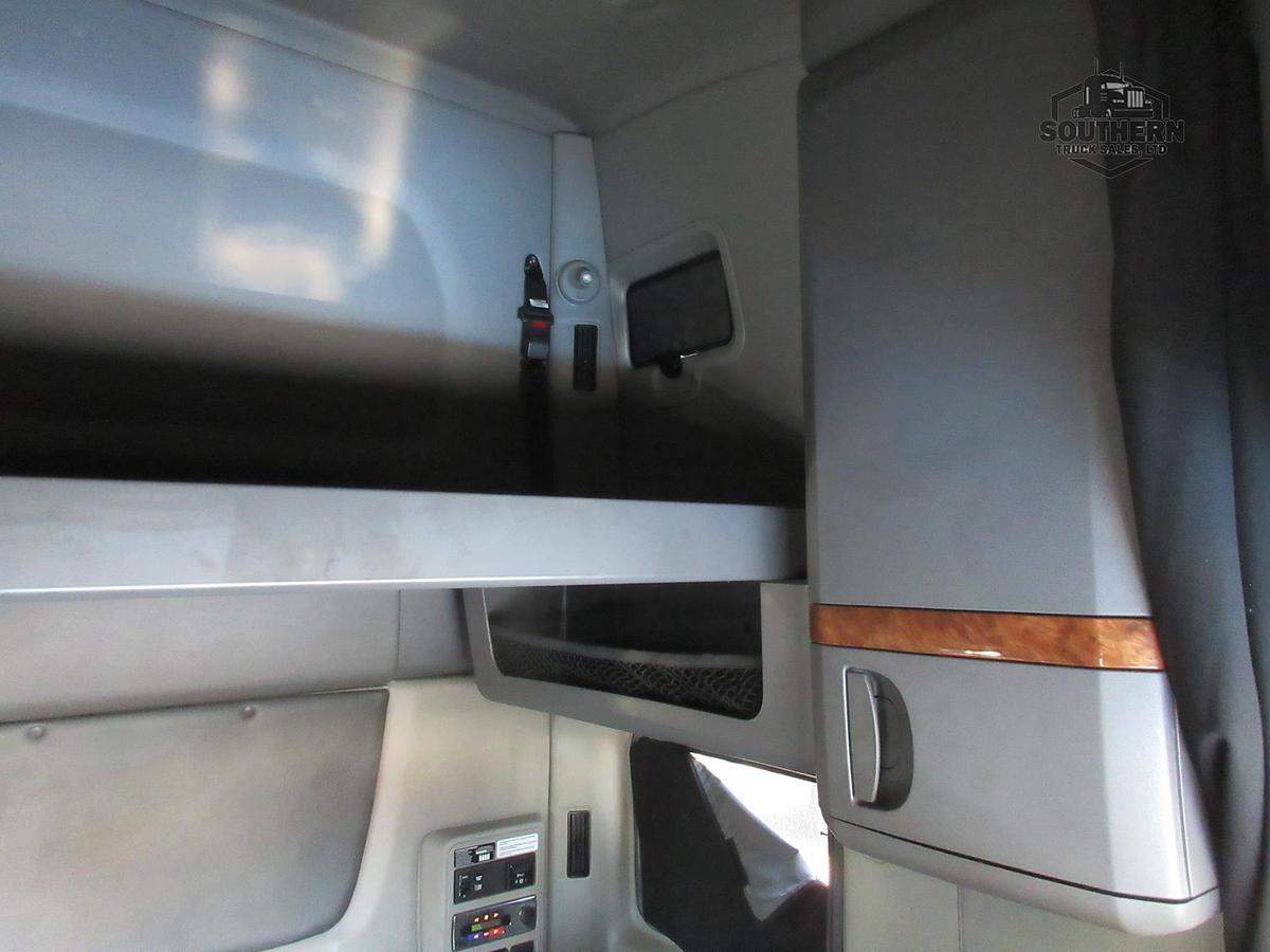 Used 2021 INTERNATIONAL LT