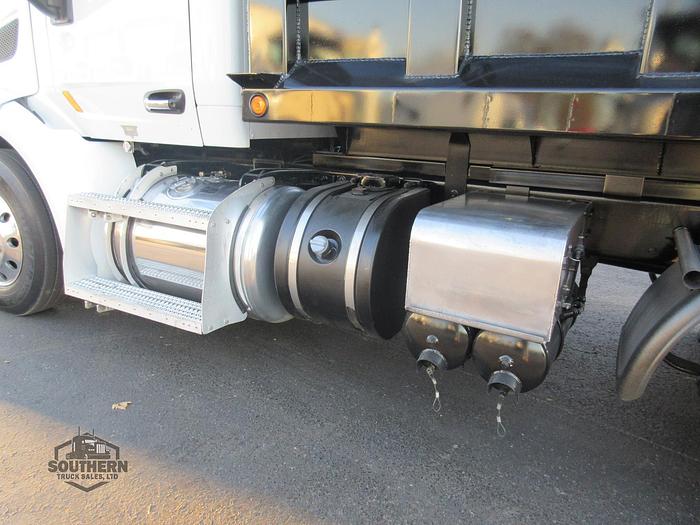 Used 2017 PETERBILT 579