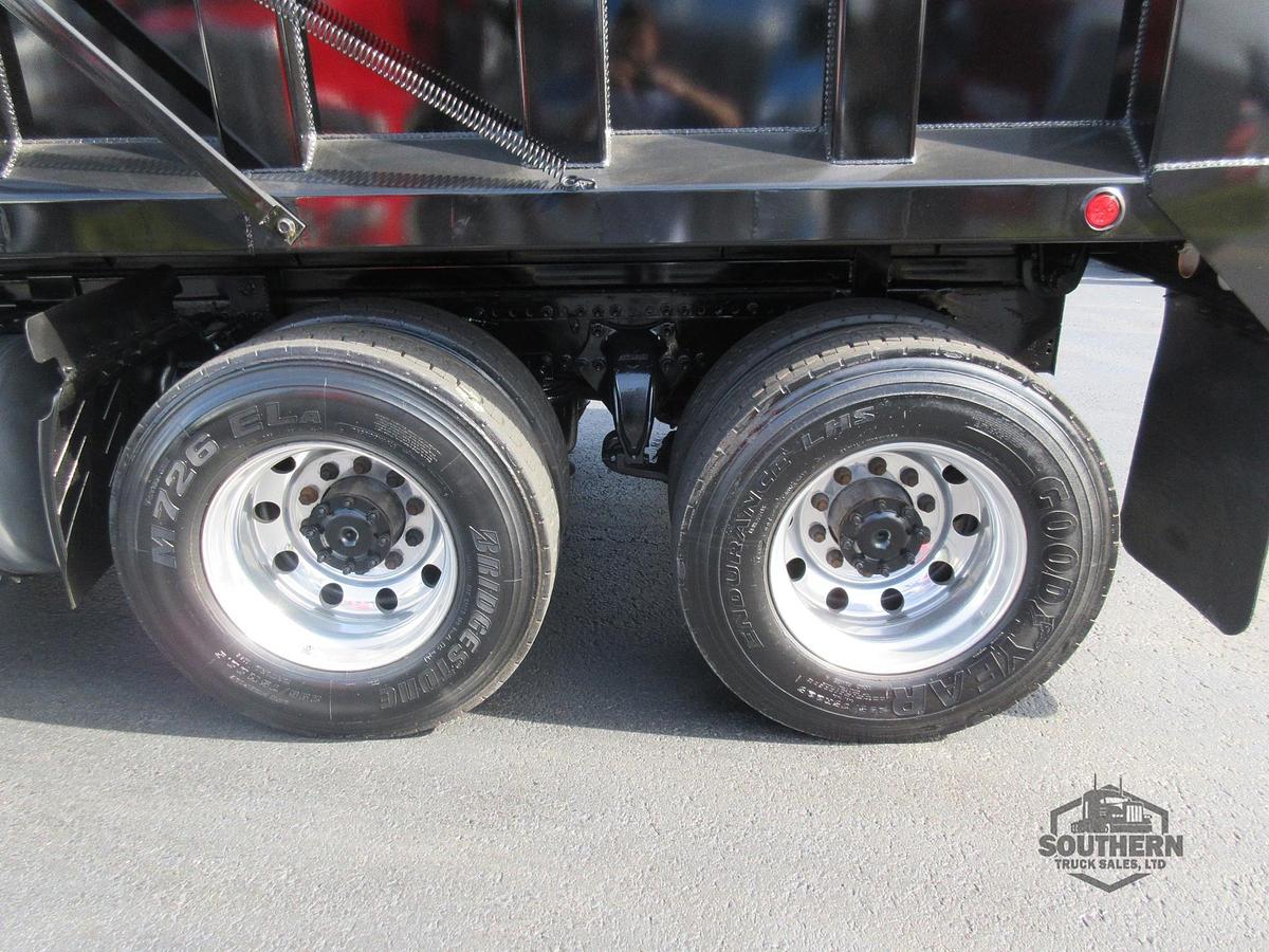 Used 2019 FREIGHTLINER CASCADIA 126