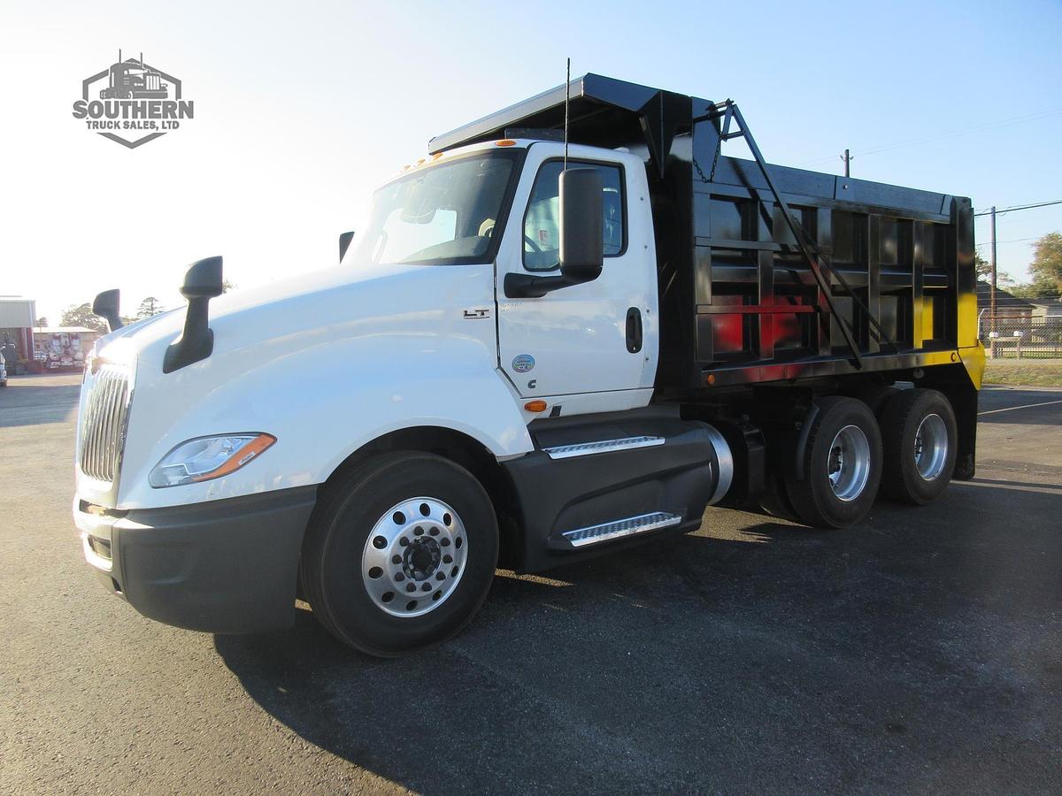 Used 2021 INTERNATIONAL LT